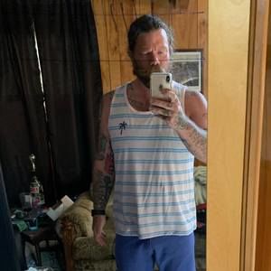 Meet your Posher, Roy